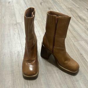 NWT Steve Madden Fantasie Platform Tan Boots